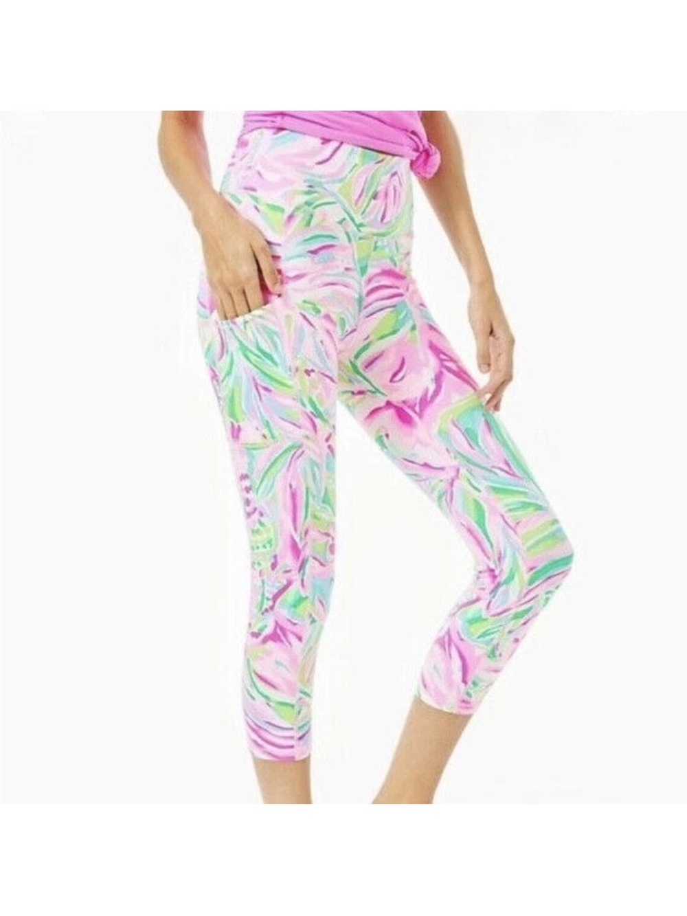 Lilly Pulitzer Pink Multi Cropped Leggings Croc My World Size Med.